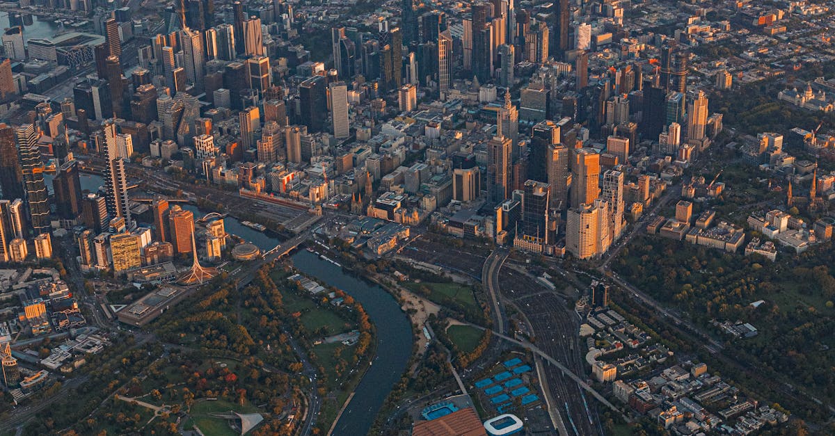 How Neighbourhood Safety Influences Dining Choices in Melbourne