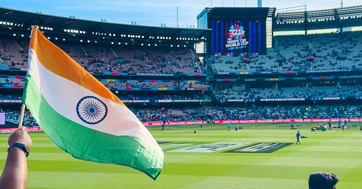 The Role of Buses in Connecting Diners to Indian Cuisine in Melbourne